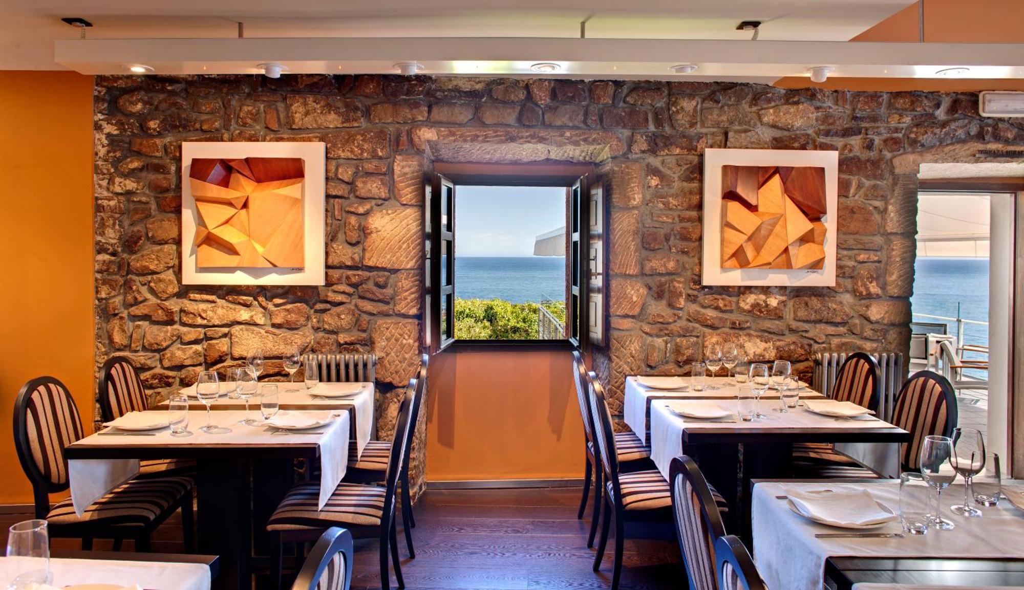 Hotel Lastres Miramar Bagian luar foto